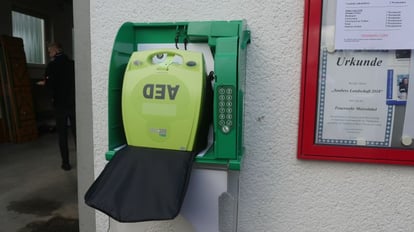2018-08-26_Meiswinkel_Feuerwehr_Defi_Aed_Übergabe_Feuerwehr_Sommerfest_c_Mg-1